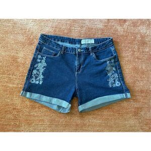 Esmara Women's Denim  Stretch Shorts Embroidered S